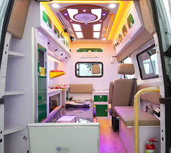 围场车辆内部展示